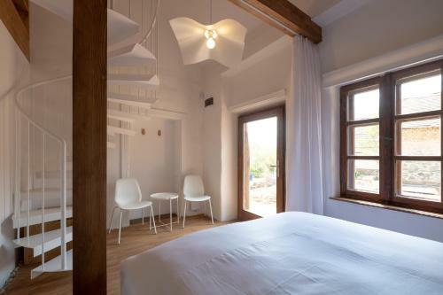 Hotel Almalomb Apartman
