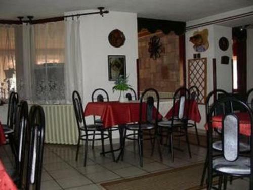 Lillaf�red Kapuja Hotel