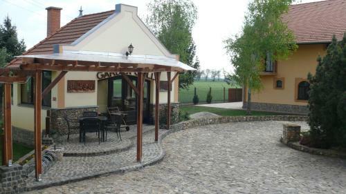 Bed & Breakfast Garden Vend�gh�z Mak�