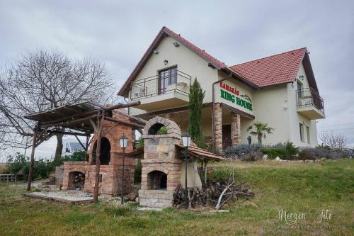 Bed & Breakfast Kamar�s Ring House