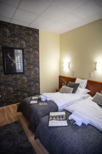 4 �vszak Hegyihotel