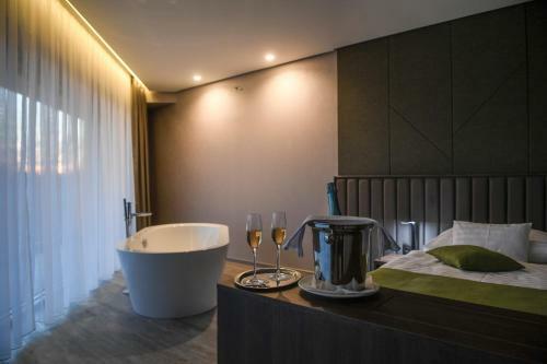 Hunguest Hotel S�st�