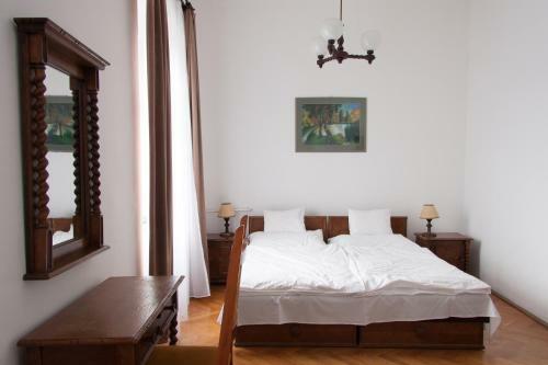 Hotel Istv�n Kir�ly Sz�ll�