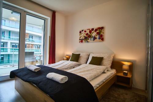 Az�r Apartments - Hostaid