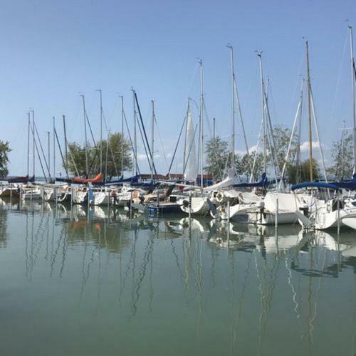 Admiral Luxury St�di� Apartman