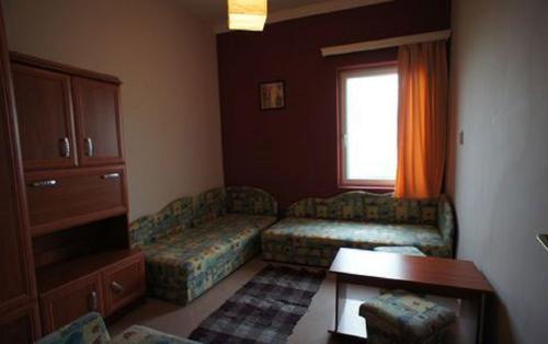 Apartment- Golden 1