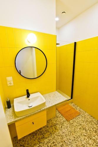 Zach�r Apartman
