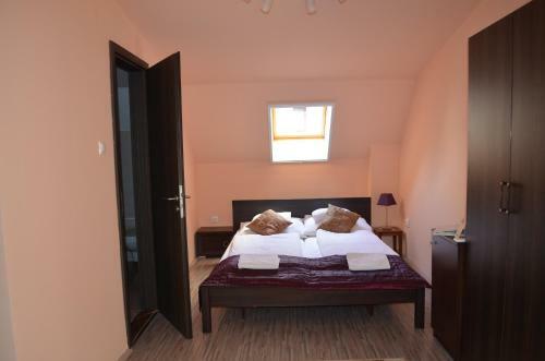 Bed & Breakfast Holdf�nysz�ll�s