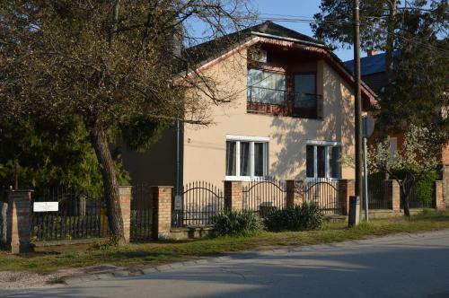 Apartman-tata