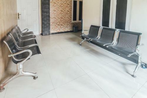 Hotel Oyo 2010 Satria Guest House
