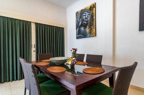 House Villa Bali And Residence