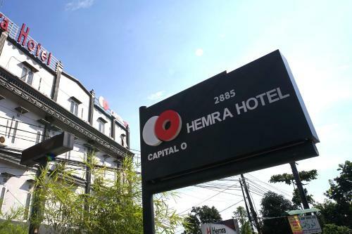 Capital O 2885 Hemra Hotel