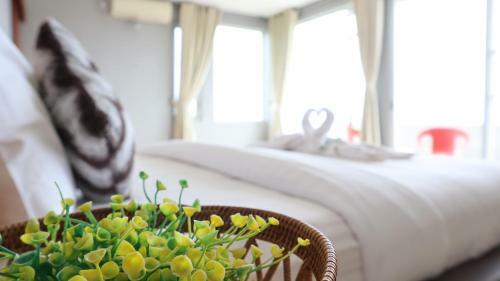 Villa Ratna Ocean View House
