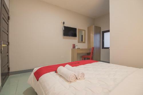 Hostal Reddoorz @ Kiaracondong