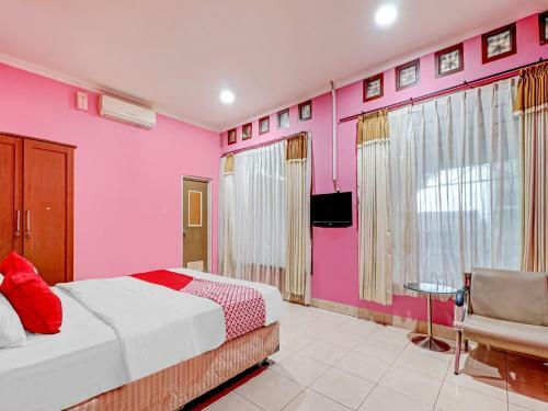 Hotel Oyo 90218 Ubaran Guest House