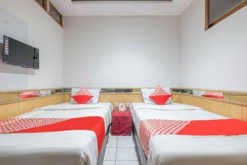 Hotel Oyo 1646 Imelda Residence