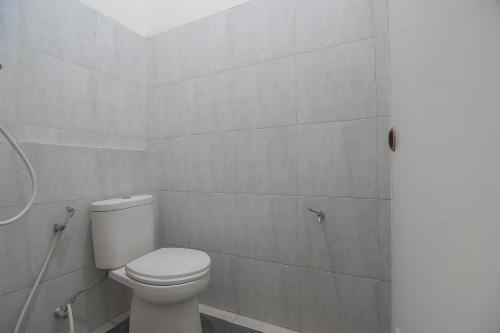 Hostal Reddoorz @ Buah Batu 4