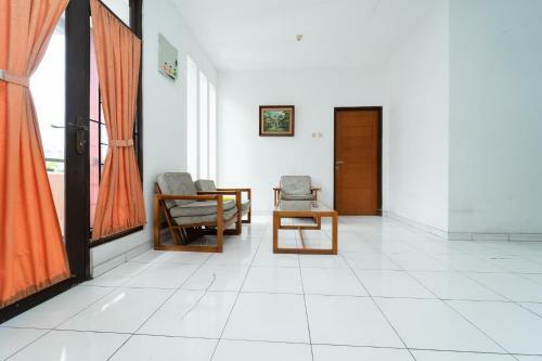 Hostal Koolkost Syariah Computer University Of Indonesia