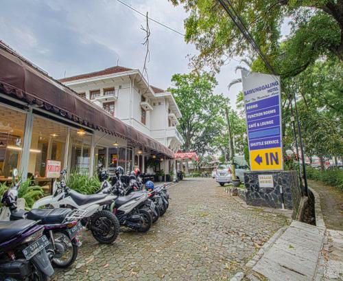 Bumi Sawunggaling Hotel