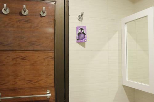 Comfy 1br Gateway Pasteur Apartment Near Exit Toll By Travelio