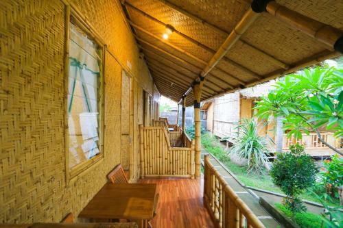 Hotel Spot On 2431 Azizah Homestay