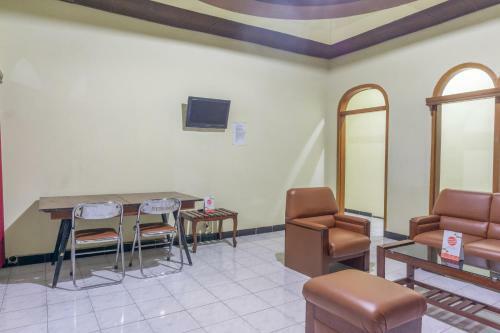 Oyo 3712 Hotel Palem Sari