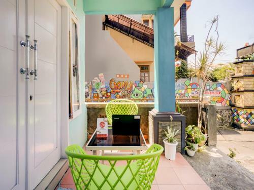 Hotel Oyo 90284 Villa Biru