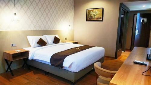 Zenith Premiere Hotel Baubau