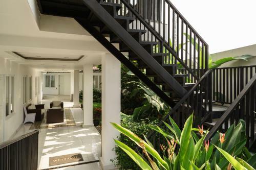 Hostal Reddoorz Plus Near Exit Toll Puncak 2