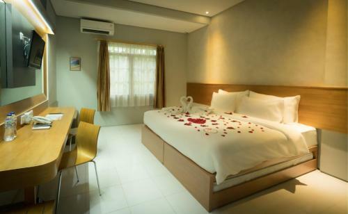 Hotel Nite & Day Mdc Puncak - Gadog