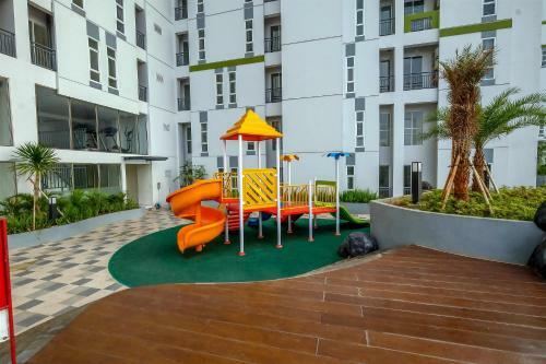 Spacious Studio Akasa Pure Living Apartment Bsd By Travelio