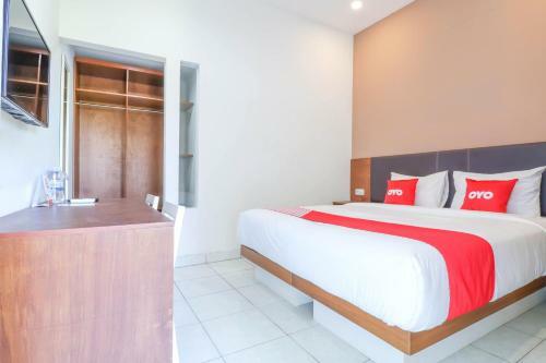 Hotel Oyo 1486 Tantular Residence