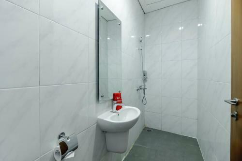 Hostal Reddoorz Plus Near Tebet