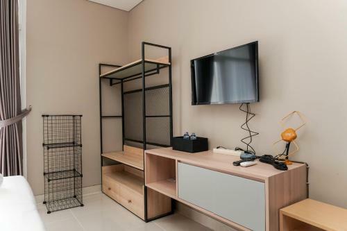 Best View Studio Apartment @ Ciputra International By Travelio