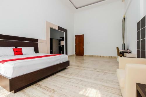Hostal Reddoorz Premium @ Gandaria Jagakarsa