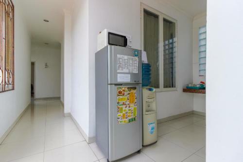 Hostal Reddoorz @ Permata Sari Karawaci