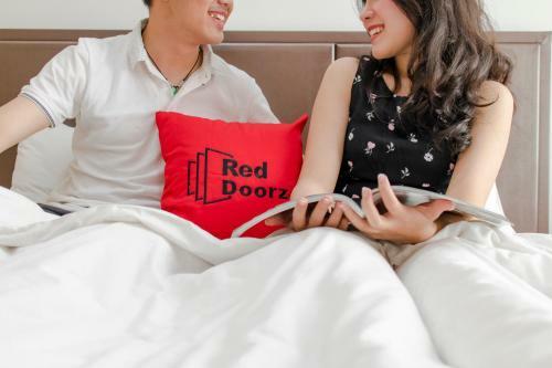 Hostal Reddoorz Premium @ Cilandak Timur 2
