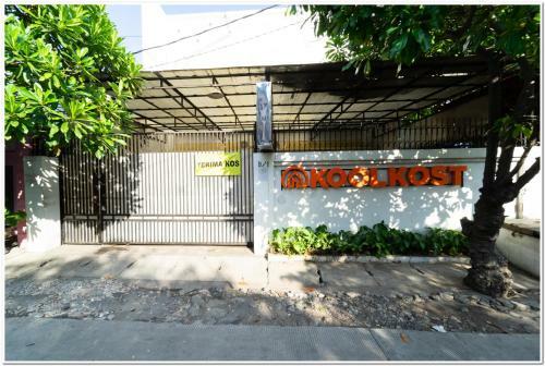 Hostal Koolkost Syariah Near Stie Trianandra