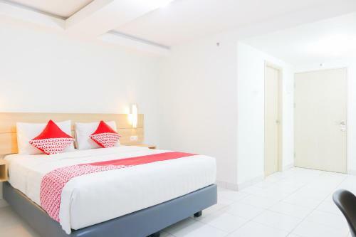 Hotel Oyo Flagship 210 Amethyst Kemayoran