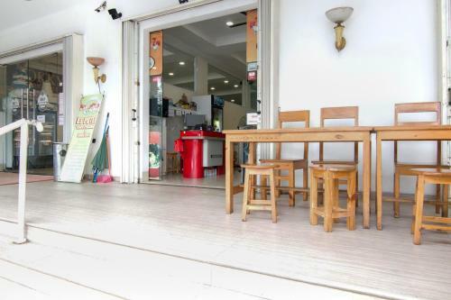 Hotel Oyo 3733 Guntur 40 Residence