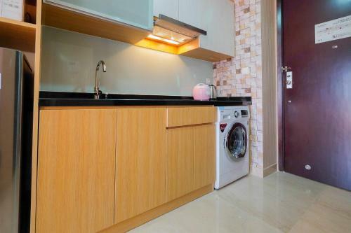 Exquisite Studio Menteng Park Apartment By Travelio