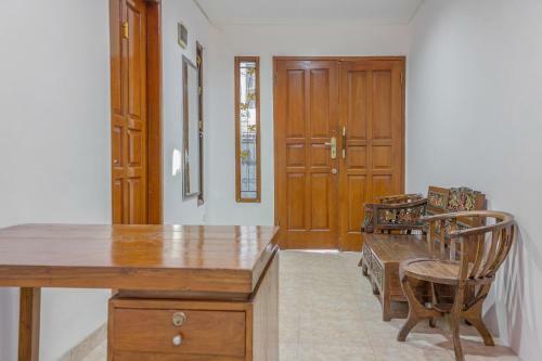Hotel Oyo 366 Thamadhiro Residence