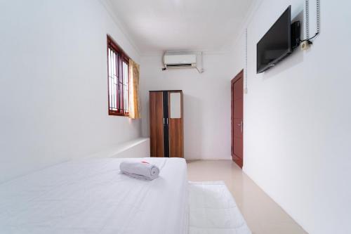 Hostal Koolkost Male Syariah @ Cipete Raya (Minimum Stay 6 Nights)
