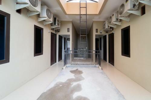 Hostal Koolkost Male Syariah @ Cipete Raya (Minimum Stay 6 Nights)