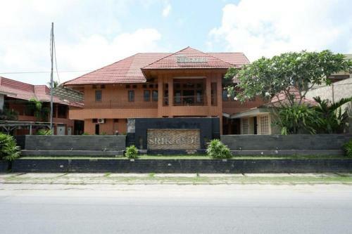 Hostal Reddoorz Plus Near Haluoleo University