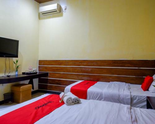 Reddoorz Plus @ Hotel Asih Uny