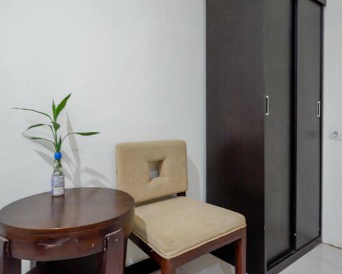 Reddoorz Plus @ Hotel Asih Uny