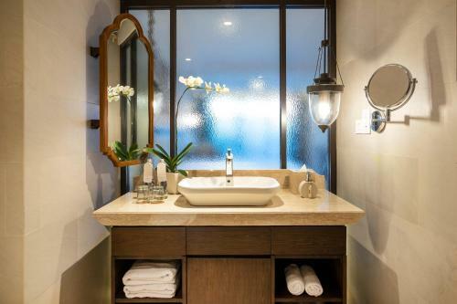 Hotel Ramayana Suites