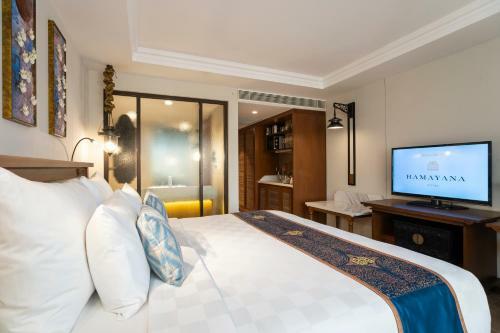 Hotel Ramayana Suites