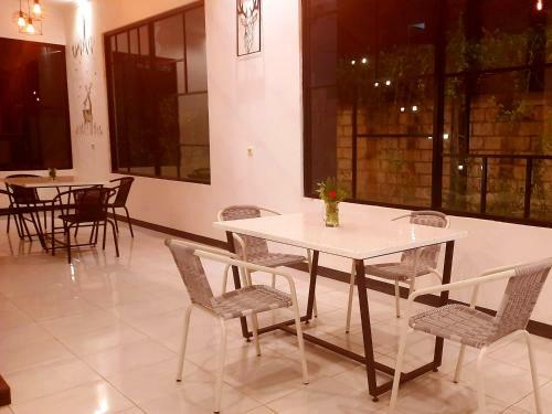 Hotel Cozy Stay Kupang